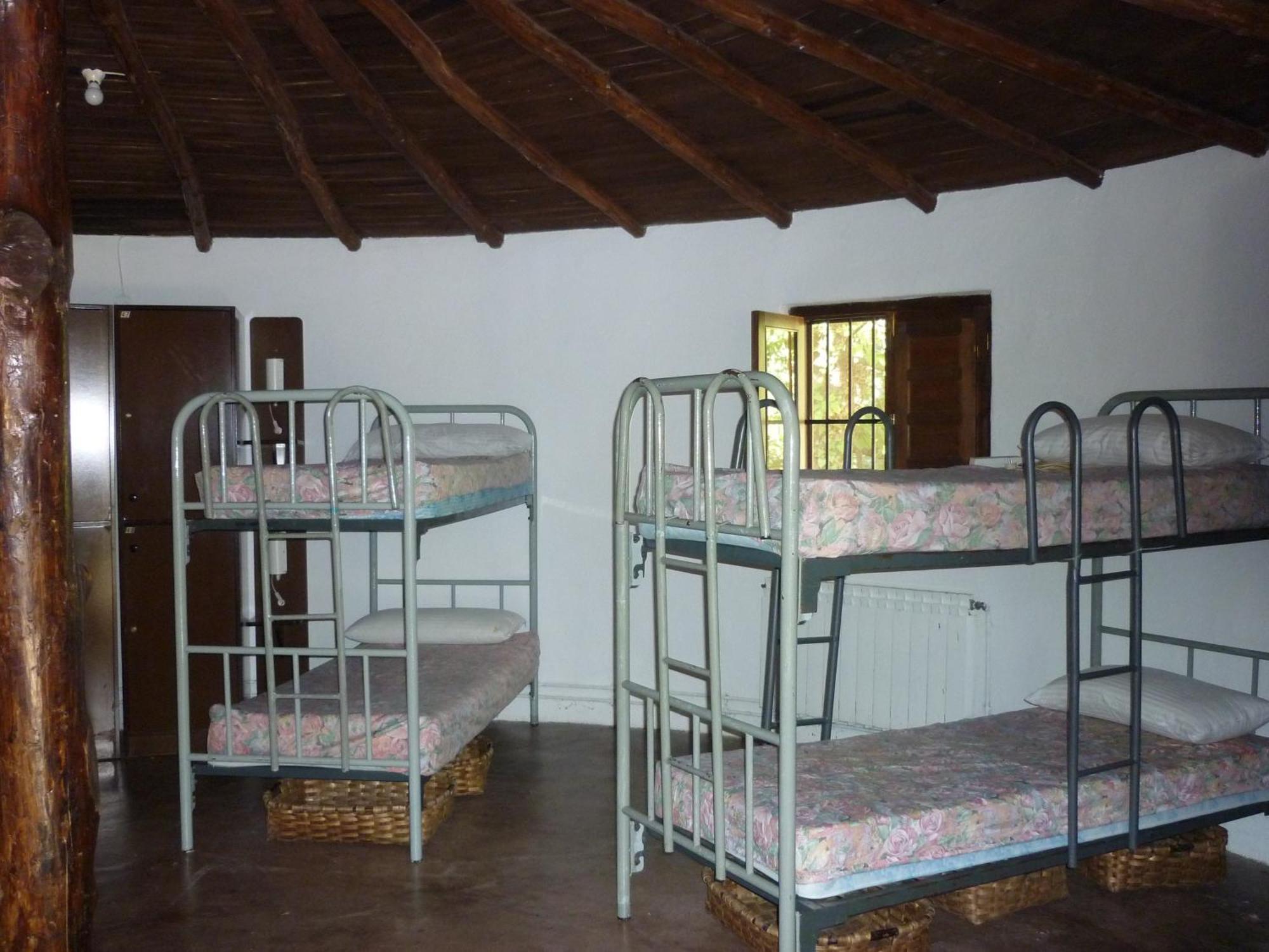 Albergue Turistico Valle Del Ambroz Hervas Room photo